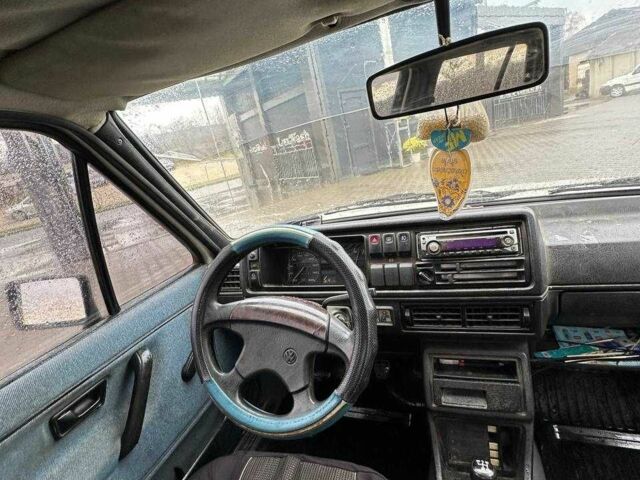 Белый Фольксваген Джетта, объемом двигателя 1.3 л и пробегом 300 тыс. км за 999 $, фото 2 на Automoto.ua