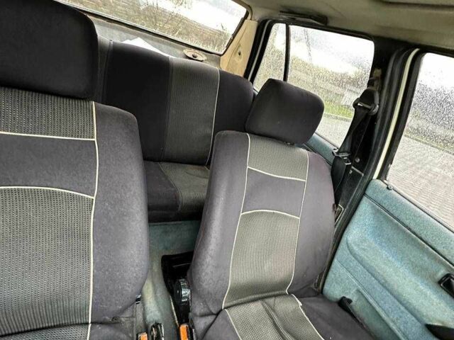 Белый Фольксваген Джетта, объемом двигателя 1.3 л и пробегом 300 тыс. км за 999 $, фото 3 на Automoto.ua