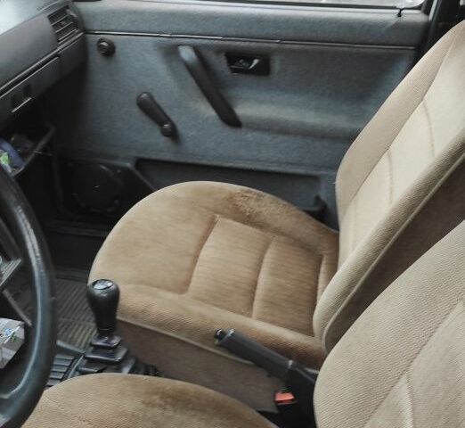 Белый Фольксваген Джетта, объемом двигателя 1.6 л и пробегом 320 тыс. км за 1400 $, фото 5 на Automoto.ua