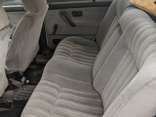 Білий Фольксваген Джетта, об'ємом двигуна 1.8 л та пробігом 300 тис. км за 1300 $, фото 4 на Automoto.ua