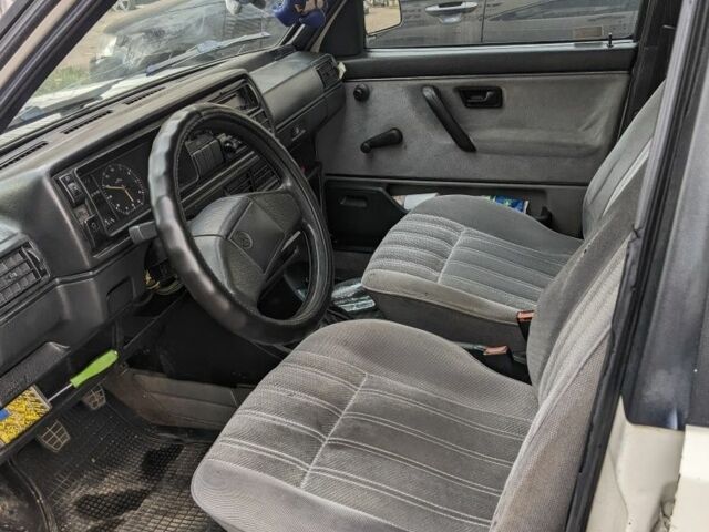 Білий Фольксваген Джетта, об'ємом двигуна 1.8 л та пробігом 300 тис. км за 1300 $, фото 10 на Automoto.ua