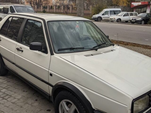 Білий Фольксваген Джетта, об'ємом двигуна 1.8 л та пробігом 300 тис. км за 1300 $, фото 2 на Automoto.ua