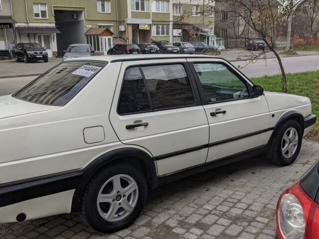 Білий Фольксваген Джетта, об'ємом двигуна 1.8 л та пробігом 300 тис. км за 1300 $, фото 1 на Automoto.ua