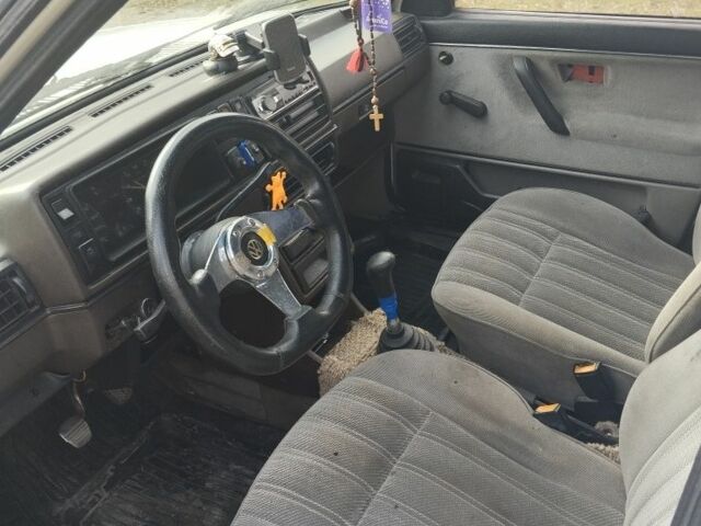 Белый Фольксваген Джетта, объемом двигателя 1.8 л и пробегом 300 тыс. км за 714 $, фото 3 на Automoto.ua