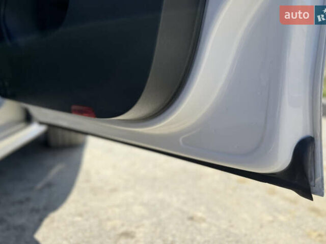 Білий Фольксваген Джетта, об'ємом двигуна 2.48 л та пробігом 220 тис. км за 8000 $, фото 16 на Automoto.ua