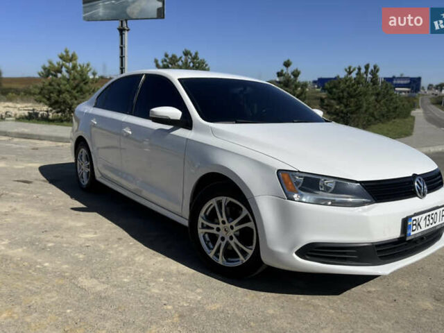 Білий Фольксваген Джетта, об'ємом двигуна 2.48 л та пробігом 220 тис. км за 8000 $, фото 9 на Automoto.ua