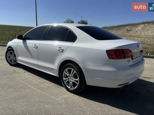 Білий Фольксваген Джетта, об'ємом двигуна 2.48 л та пробігом 220 тис. км за 8000 $, фото 4 на Automoto.ua