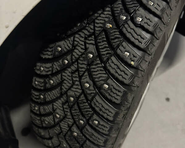 Білий Фольксваген Джетта, об'ємом двигуна 1.4 л та пробігом 150 тис. км за 8500 $, фото 4 на Automoto.ua