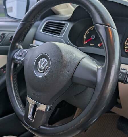 Белый Фольксваген Джетта, объемом двигателя 2.47 л и пробегом 197 тыс. км за 7999 $, фото 14 на Automoto.ua