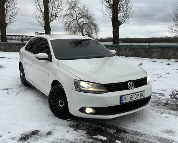 Белый Фольксваген Джетта, объемом двигателя 1.39 л и пробегом 211 тыс. км за 8100 $, фото 2 на Automoto.ua