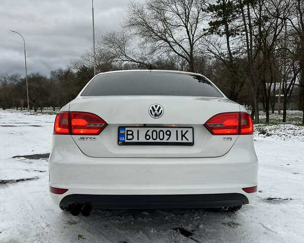 Белый Фольксваген Джетта, объемом двигателя 1.39 л и пробегом 211 тыс. км за 8100 $, фото 10 на Automoto.ua