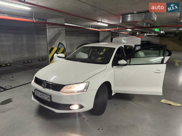 Білий Фольксваген Джетта, об'ємом двигуна 1.4 л та пробігом 150 тис. км за 8500 $, фото 25 на Automoto.ua