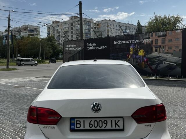 Білий Фольксваген Джетта, об'ємом двигуна 1.4 л та пробігом 203 тис. км за 8200 $, фото 9 на Automoto.ua