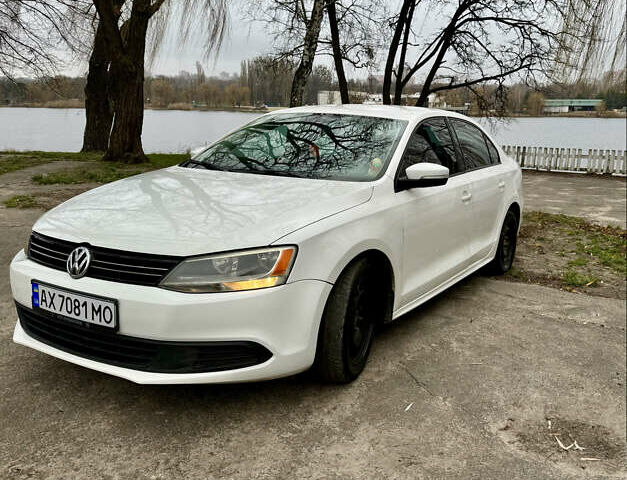 Белый Фольксваген Джетта, объемом двигателя 2.5 л и пробегом 225 тыс. км за 7500 $, фото 2 на Automoto.ua