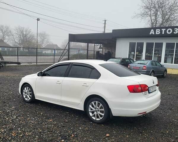Білий Фольксваген Джетта, об'ємом двигуна 2.48 л та пробігом 120 тис. км за 8500 $, фото 1 на Automoto.ua