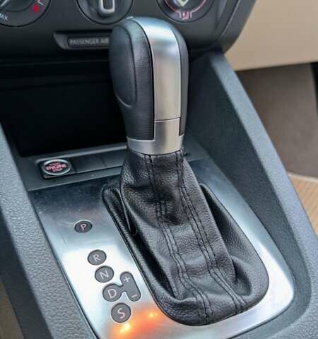 Белый Фольксваген Джетта, объемом двигателя 2.47 л и пробегом 197 тыс. км за 7999 $, фото 19 на Automoto.ua