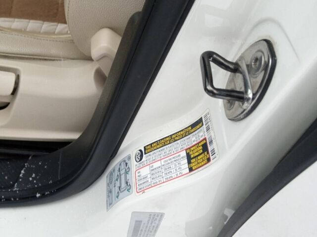 Белый Фольксваген Джетта, объемом двигателя 2.5 л и пробегом 153 тыс. км за 6000 $, фото 8 на Automoto.ua