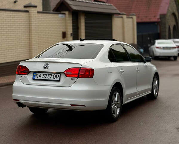 Белый Фольксваген Джетта, объемом двигателя 1.97 л и пробегом 285 тыс. км за 8500 $, фото 4 на Automoto.ua