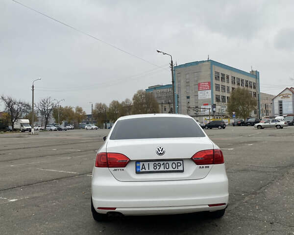 Белый Фольксваген Джетта, объемом двигателя 2.48 л и пробегом 220 тыс. км за 8650 $, фото 4 на Automoto.ua