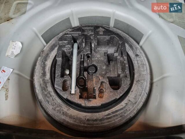 Білий Фольксваген Джетта, об'ємом двигуна 1.97 л та пробігом 180 тис. км за 9899 $, фото 65 на Automoto.ua