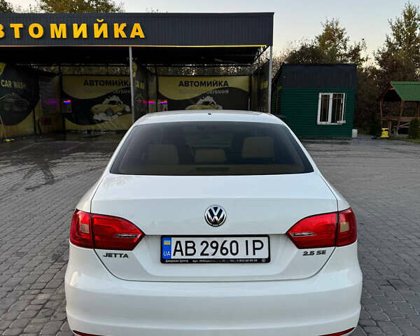 Фольксваген Джетта 2012 в Виннице на Automoto.ua Белый Фольксваген Джетта, объемом двигателя 2.48 л и пробегом 199 тыс. км за 8500 $, фото 10 на Automoto.ua