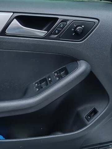 Белый Фольксваген Джетта, объемом двигателя 1.39 л и пробегом 262 тыс. км за 8300 $, фото 13 на Automoto.ua