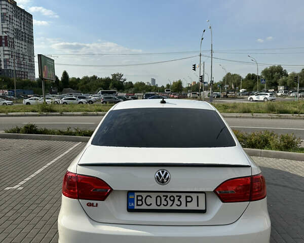 Белый Фольксваген Джетта, объемом двигателя 1.98 л и пробегом 209 тыс. км за 10000 $, фото 9 на Automoto.ua