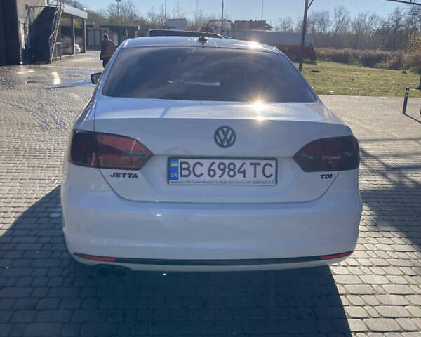 Білий Фольксваген Джетта, об'ємом двигуна 1.97 л та пробігом 275 тис. км за 10000 $, фото 6 на Automoto.ua