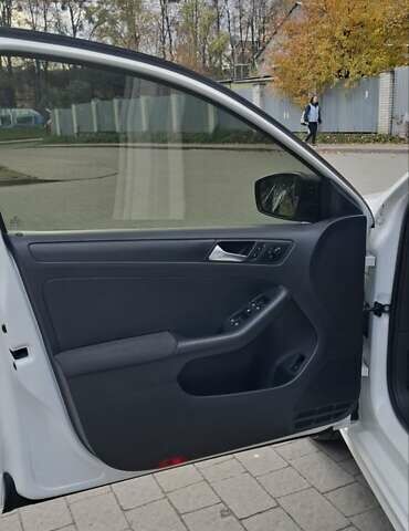 Білий Фольксваген Джетта, об'ємом двигуна 1.98 л та пробігом 283 тис. км за 7500 $, фото 17 на Automoto.ua