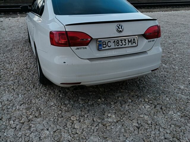 Белый Фольксваген Джетта, объемом двигателя 2.5 л и пробегом 350 тыс. км за 7800 $, фото 5 на Automoto.ua