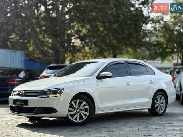 Белый Фольксваген Джетта, объемом двигателя 2.48 л и пробегом 270 тыс. км за 8900 $, фото 10 на Automoto.ua