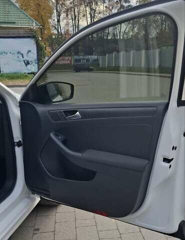 Білий Фольксваген Джетта, об'ємом двигуна 1.98 л та пробігом 283 тис. км за 7500 $, фото 8 на Automoto.ua