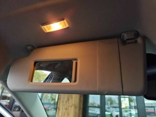 Білий Фольксваген Джетта, об'ємом двигуна 1.97 л та пробігом 180 тис. км за 10399 $, фото 22 на Automoto.ua