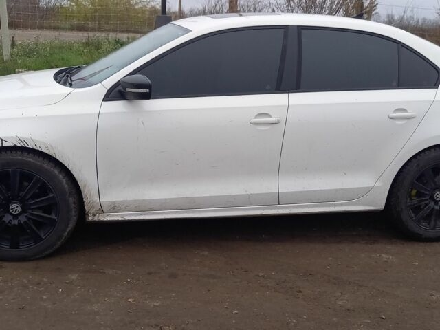 Білий Фольксваген Джетта, об'ємом двигуна 2.5 л та пробігом 131 тис. км за 8500 $, фото 3 на Automoto.ua