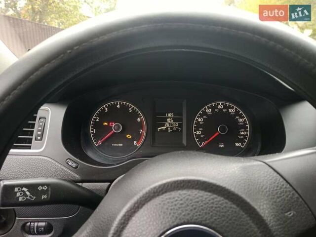 Фольксваген Джетта 2012 у Ромнах на Automoto.ua Білий Фольксваген Джетта, об'ємом двигуна 1.98 л та пробігом 262 тис. км за 7500 $, фото 13 на Automoto.ua