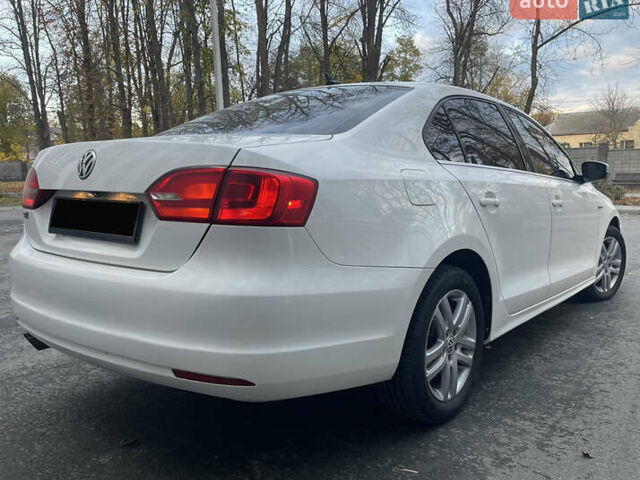 Білий Фольксваген Джетта, об'ємом двигуна 2.5 л та пробігом 257 тис. км за 8700 $, фото 7 на Automoto.ua