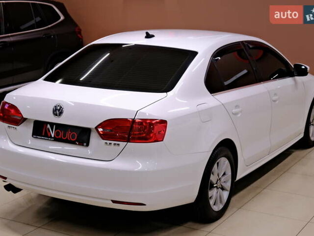 Білий Фольксваген Джетта, об'ємом двигуна 2.5 л та пробігом 168 тис. км за 8900 $, фото 13 на Automoto.ua