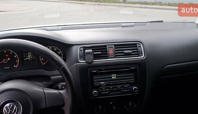 Белый Фольксваген Джетта, объемом двигателя 1.98 л и пробегом 283 тыс. км за 7000 $, фото 18 на Automoto.ua