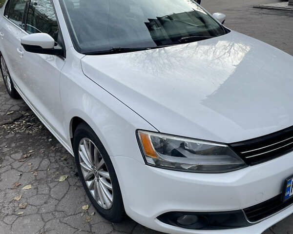 Білий Фольксваген Джетта, об'ємом двигуна 2.47 л та пробігом 234 тис. км за 9400 $, фото 1 на Automoto.ua