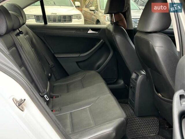 Белый Фольксваген Джетта, объемом двигателя 2.5 л и пробегом 265 тыс. км за 8590 $, фото 18 на Automoto.ua