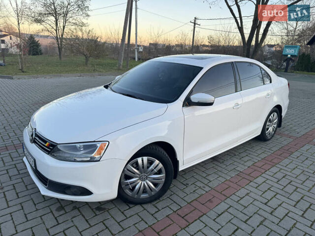 Білий Фольксваген Джетта, об'ємом двигуна 2.48 л та пробігом 238 тис. км за 9500 $, фото 3 на Automoto.ua