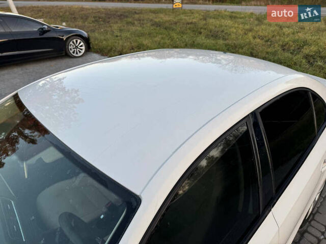 Фольксваген Джетта 2012 в Виннице на Automoto.ua Белый Фольксваген Джетта, объемом двигателя 2.48 л и пробегом 199 тыс. км за 8500 $, фото 20 на Automoto.ua