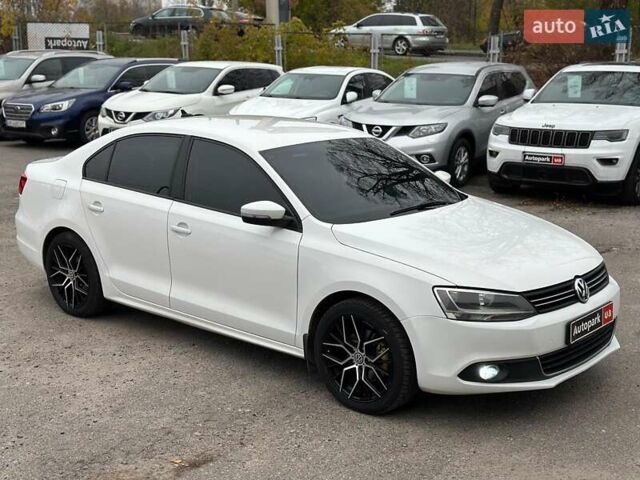 Белый Фольксваген Джетта, объемом двигателя 2.5 л и пробегом 265 тыс. км за 8590 $, фото 12 на Automoto.ua