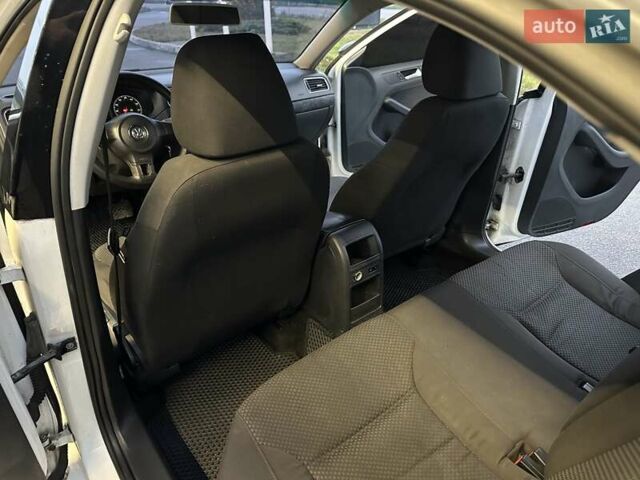 Белый Фольксваген Джетта, объемом двигателя 1.98 л и пробегом 206 тыс. км за 7499 $, фото 30 на Automoto.ua