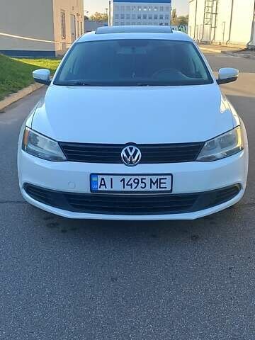 Белый Фольксваген Джетта, объемом двигателя 2.48 л и пробегом 241 тыс. км за 8900 $, фото 4 на Automoto.ua