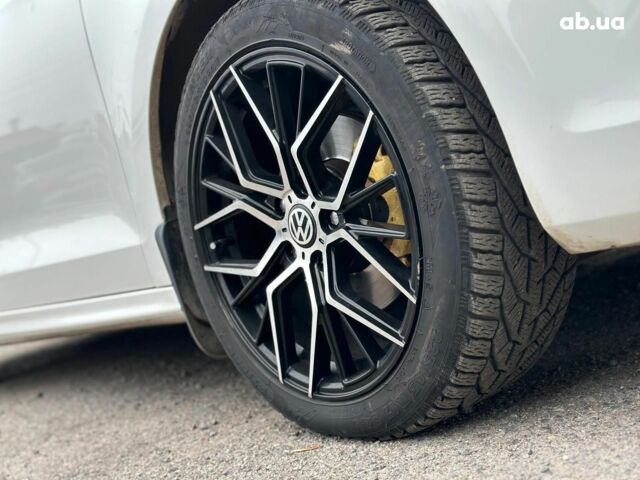 Белый Фольксваген Джетта, объемом двигателя 2.5 л и пробегом 265 тыс. км за 8590 $, фото 11 на Automoto.ua