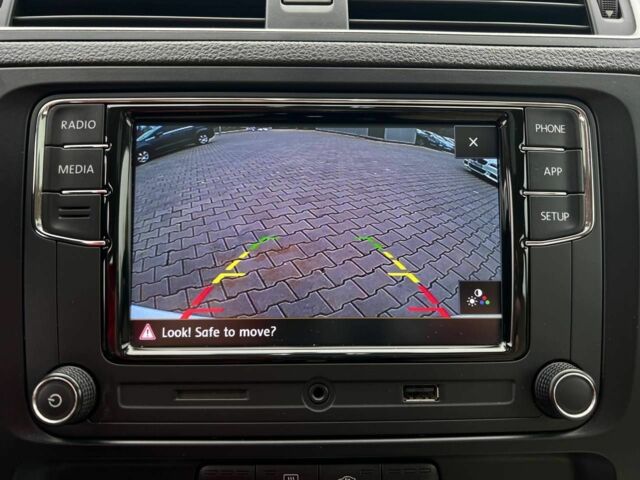 Белый Фольксваген Джетта, объемом двигателя 2.5 л и пробегом 162 тыс. км за 8500 $, фото 11 на Automoto.ua