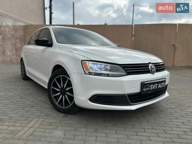 Белый Фольксваген Джетта, объемом двигателя 2.5 л и пробегом 230 тыс. км за 9100 $, фото 4 на Automoto.ua