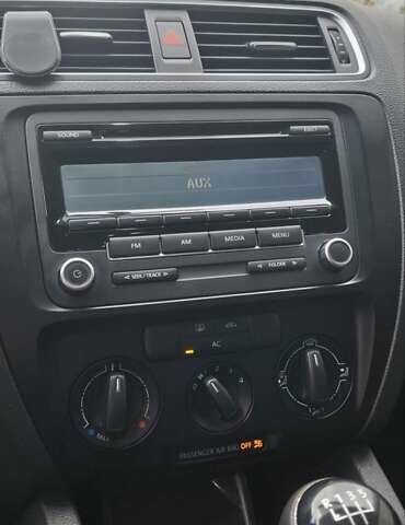 Білий Фольксваген Джетта, об'ємом двигуна 1.98 л та пробігом 283 тис. км за 7500 $, фото 21 на Automoto.ua