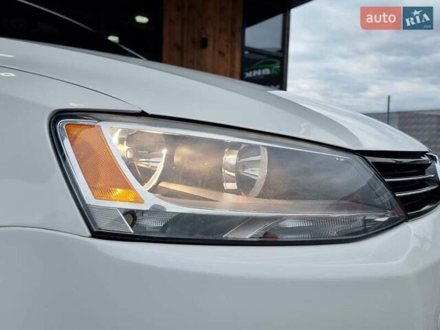 Білий Фольксваген Джетта, об'ємом двигуна 1.97 л та пробігом 180 тис. км за 9899 $, фото 24 на Automoto.ua